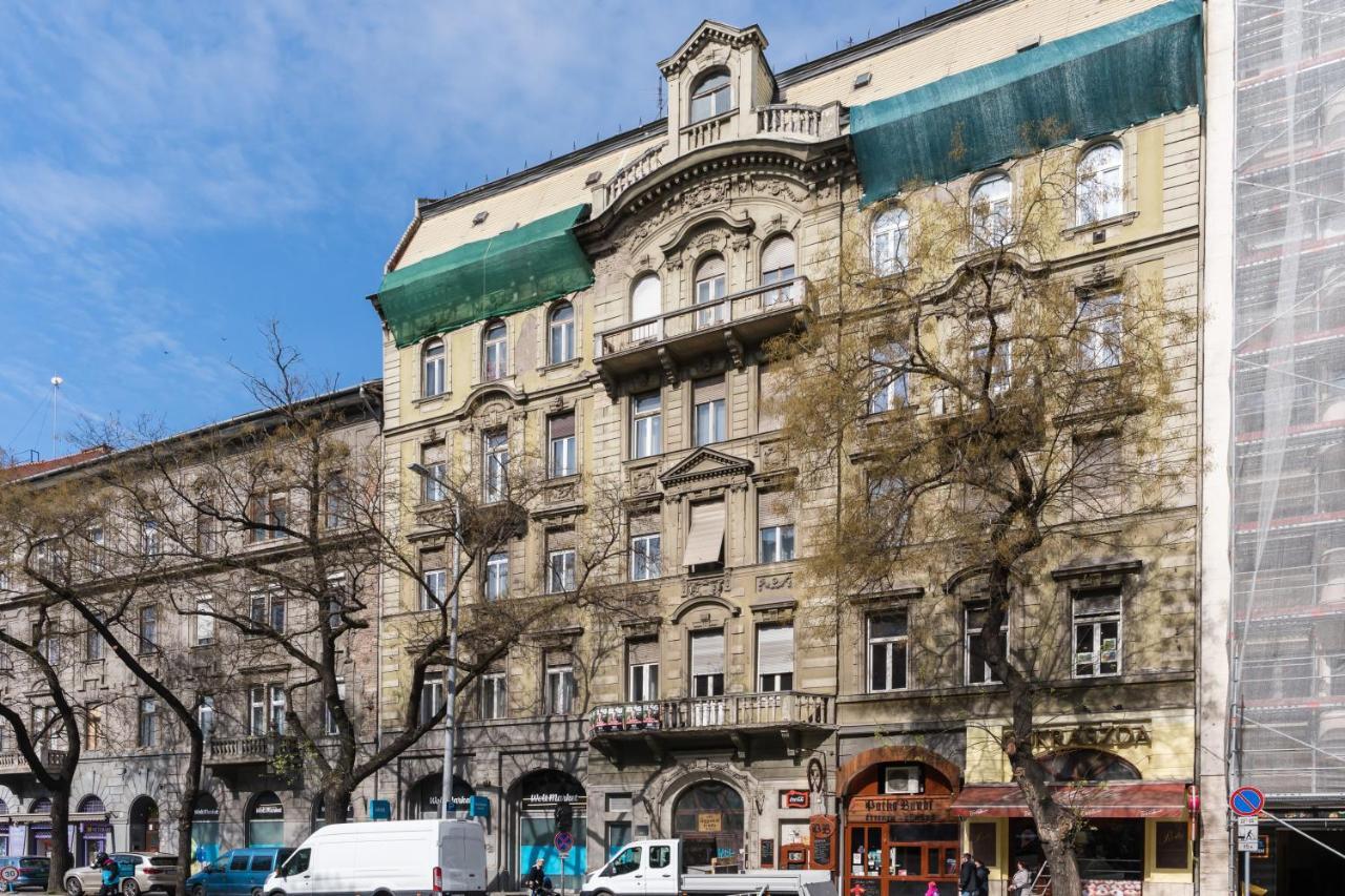 Westend Apartment Budapest Exteriör bild