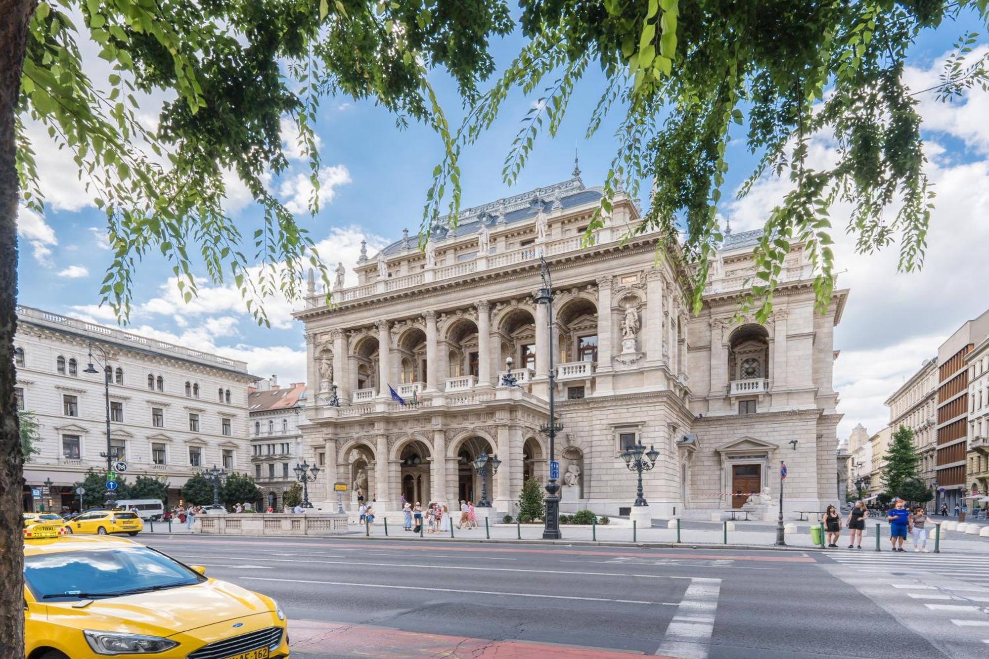Westend Apartment Budapest Exteriör bild